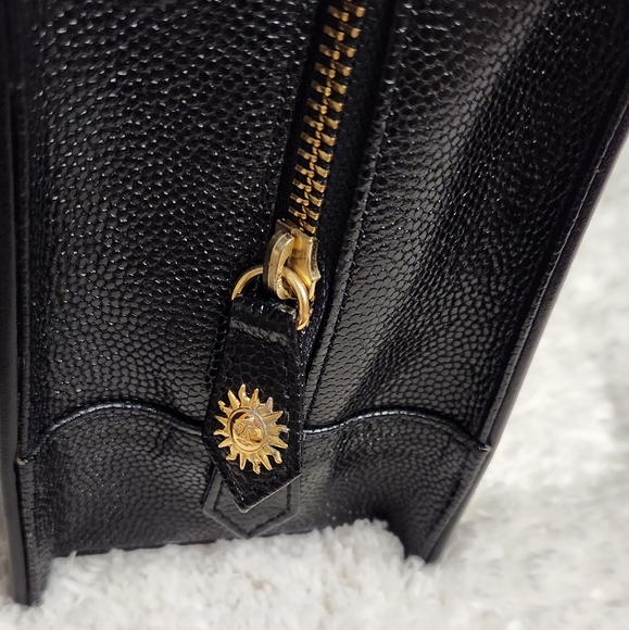Gianni Versace Vintage Handbag - Picture 5 of 16